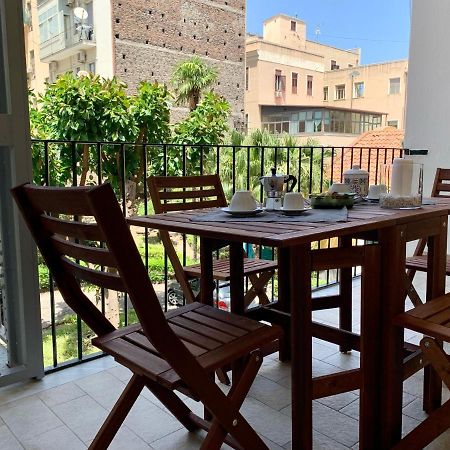 Vittorio Emanuele House Apartment คาตาเนีย ภายนอก รูปภาพ