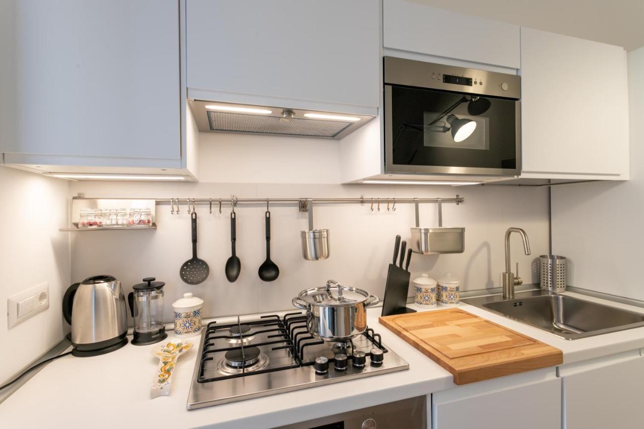 Vittorio Emanuele House Apartment คาตาเนีย ภายนอก รูปภาพ