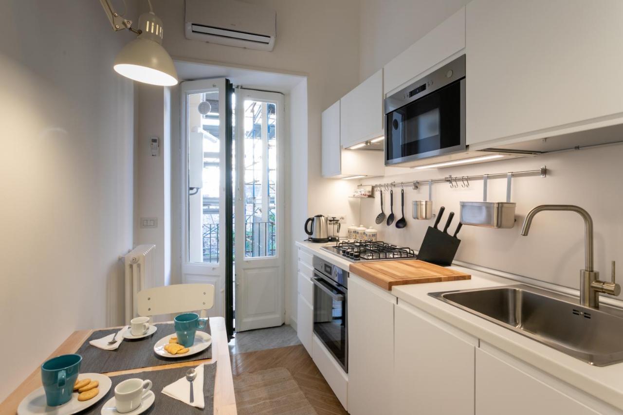 Vittorio Emanuele House Apartment คาตาเนีย ภายนอก รูปภาพ
