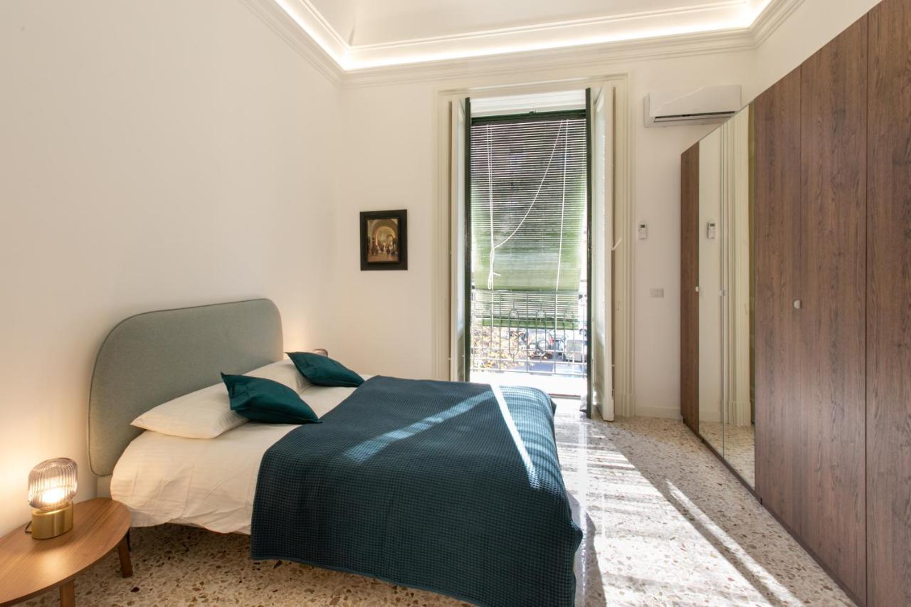 Vittorio Emanuele House Apartment คาตาเนีย ภายนอก รูปภาพ