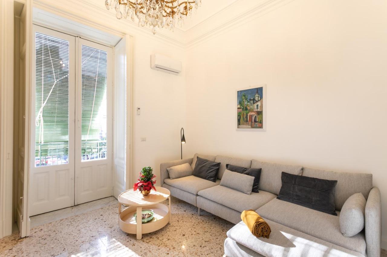 Vittorio Emanuele House Apartment คาตาเนีย ภายนอก รูปภาพ